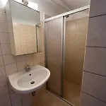 Yellow House - 5 דירה *