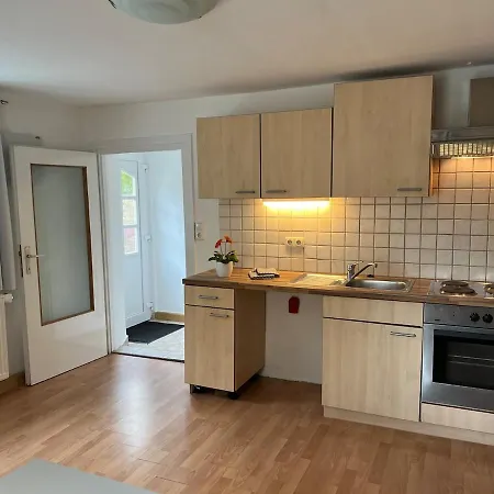 Yellow House - 5 * Steyr