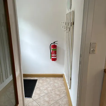 Apartman Yellow House - 5