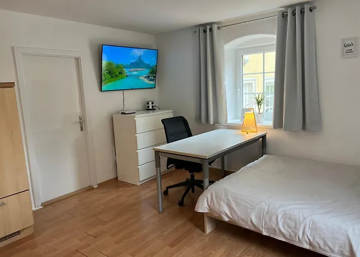 Yellow House - 5 Apartman