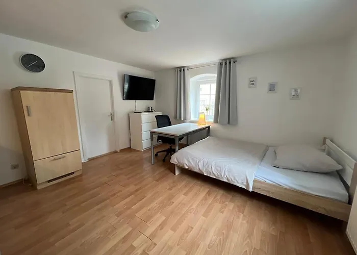 Yellow House - 5 Apartman