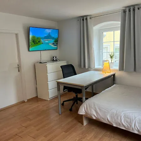 Yellow House - 5 公寓